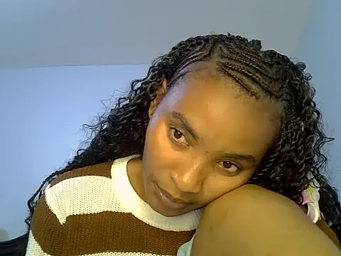 cute-alexis online show from May 31, 2026, 5:09 pm