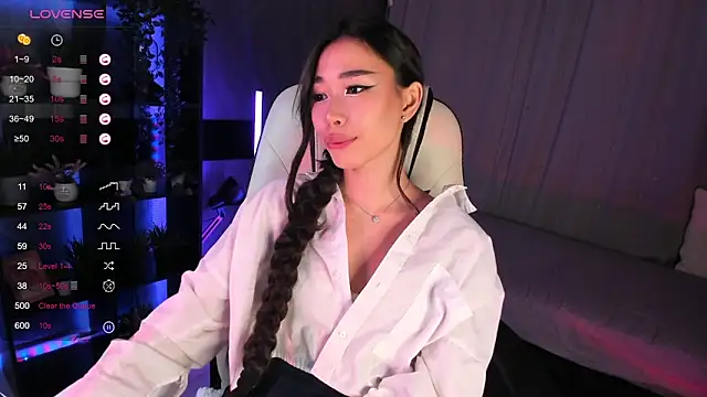 Snapshot of sensualily chatting on November 6, 2025, 3:35 pm sensualily online show from November 6, 2025, 3:35 pm