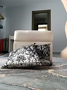 -RIVIERA- online show from October 23, 2025, 7:29 am