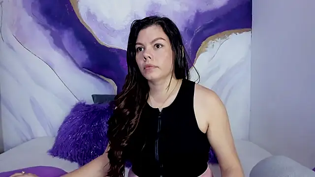 Snapshot of CherryBlossomm_ chatting on January 7, 2025, 10:52 pm CherryBlossomm online show from January 7, 2025, 10:52 pm