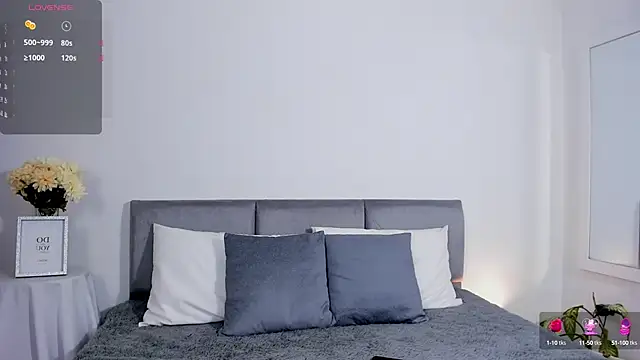 Snapshot of Hannaos chatting on October 16, 2025, 11:22 am Hannaos online show from October 16, 2025, 11:22 am