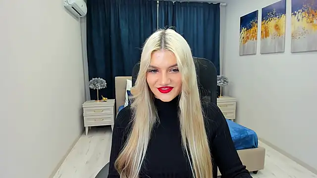 Snapshot of SelenaeMoore chatting on January 11, 2025, 7:38 pm SelenaeMoore online show from January 11, 2025, 7:38 pm
