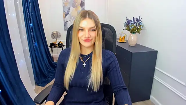 SelenaeMoore online show from February 1, 2026, 3:38 am