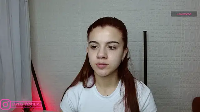 Snapshot of Layla_castilloo chatting on March 8, 2025, 1:03 pm Layla castilloo online show from March 8, 2025, 1:03 pm