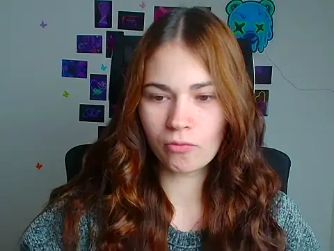 Snapshot of Loon_Amore chatting on December 3, 2025, 6:43 am Loon Amore online show from December 3, 2025, 6:43 am