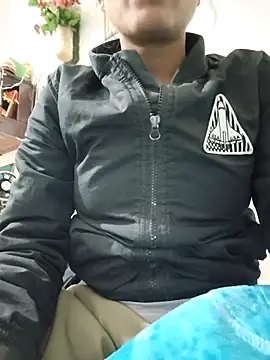 Snapshot of Priya-89 chatting on December 2, 2025, 10:31 am Priya-89 online show from December 2, 2025, 10:31 am