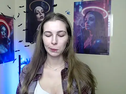 Snapshot of StrangerGi chatting on January 9, 2026, 7:00 am StrangerGi online show from January 9, 2026, 7:00 am