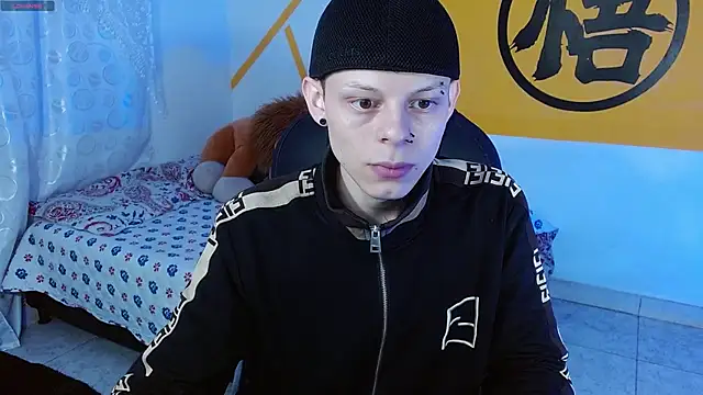 Snapshot of Matthew_Boy_ chatting on December 17, 2024, 7:07 am Matthew Boy  online show from December 17, 2024, 7:07 am