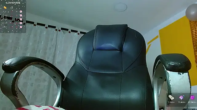 Snapshot of Matthew_Boy_ chatting on January 28, 2025, 4:39 am Matthew Boy  online show from January 28, 2025, 4:39 am