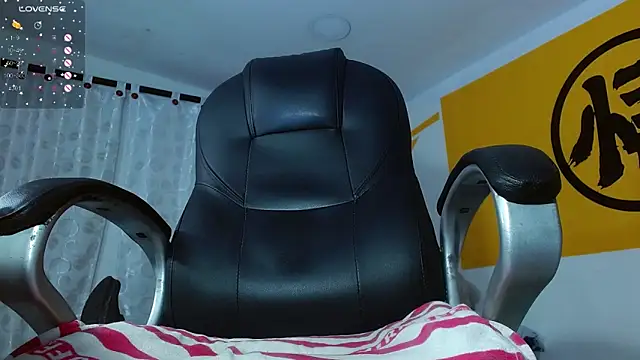 Snapshot of Matthew_Boy_ chatting on February 13, 2025, 8:17 am Matthew Boy  online show from February 13, 2025, 8:17 am