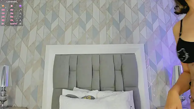 anais cooper online show from September 26, 2025, 11:36 am