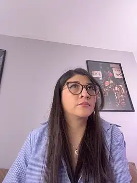 Snapshot of hannaasweet chatting on February 3, 2026, 8:47 pm hannaasweet online show from February 3, 2026, 8:47 pm