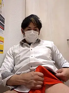 RYOTA8888888888 online show from November 13, 2025, 5:23 pm