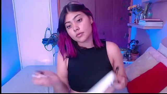 SusyAlvarez online show from June 16, 2026, 10:34 pm