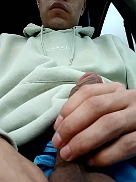 Snapshot of Alfrendino44 chatting on January 8, 2026, 8:33 pm Alfrendino44 online show from January 8, 2026, 8:33 pm