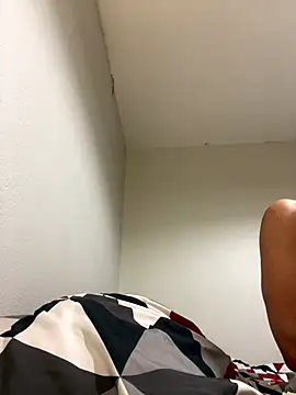 Camcam21 online show from September 9, 2025, 1:49 am