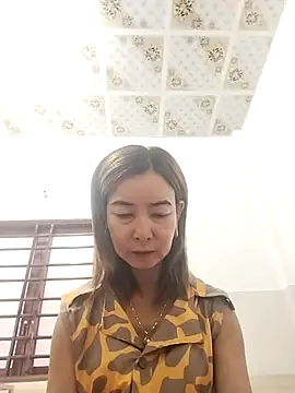 Sexy-ladyboobs20 online show from October 16, 2025, 1:17 am