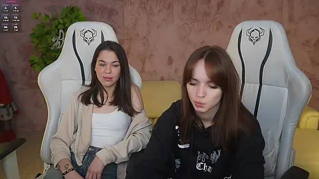 Brendi054 online show from January 21, 2025, 7:47 am