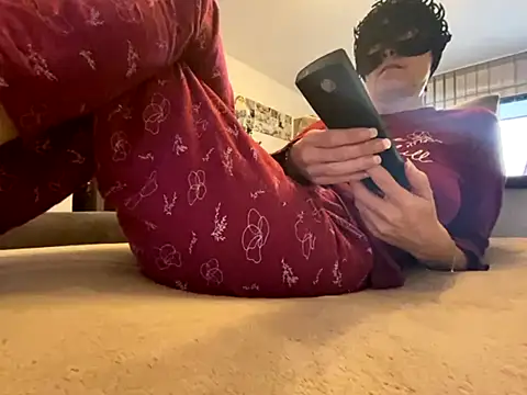 Marilou1983 online show from December 19, 2025, 8:43 am