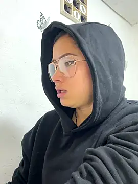 Sweet  Nurse1 online show from November 23, 2025, 5:02 pm