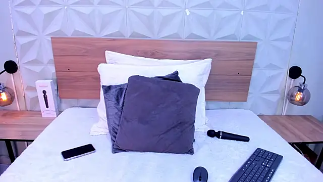 Snapshot of Stacey_white_ chatting on November 29, 2025, 6:44 pm Stacey white online show from November 29, 2025, 6:44 pm