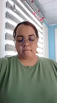 mia donatto369 online show from July 8, 2026, 2:21 pm