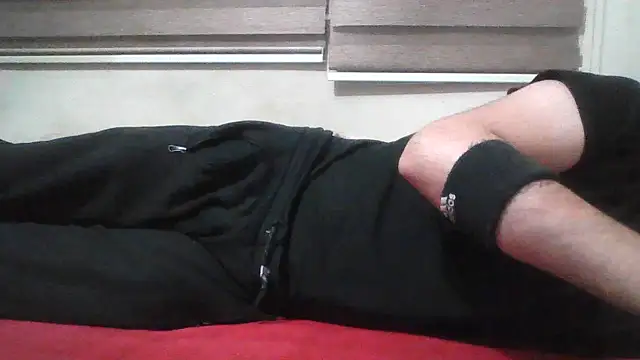 Snapshot of ekimeskim1 chatting on January 8, 2026, 6:21 pm ekimeskim1 online show from January 8, 2026, 6:21 pm