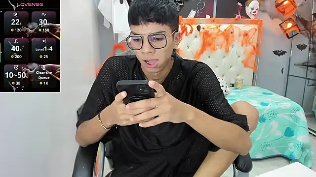 Snapshot of Noha_scott chatting on October 22, 2025, 11:37 pm Noha scott online show from October 22, 2025, 11:37 pm