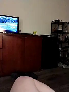 MickieFinnz1 online show from April 3, 2026, 9:29 am