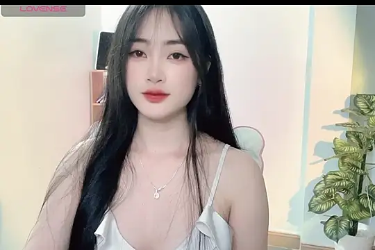  Aimy  online show from March 5, 2025, 3:51 pm