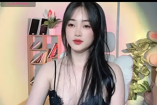  Aimy  online show from March 6, 2025, 7:21 pm