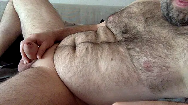 Snapshot of papermaker006 chatting on November 4, 2025, 2:05 pm papermaker006 online show from November 4, 2025, 2:05 pm