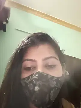 SANAYA ROY online show from April 9, 2026, 10:09 am