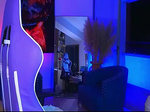 Snapshot of miss_sophie98 chatting on September 29, 2025, 2:49 am miss sophie98 online show from September 29, 2025, 2:49 am