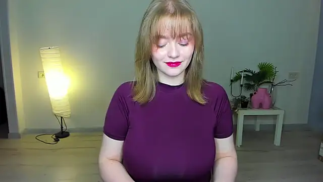 AidaPerry online show from October 14, 2025, 3:46 pm