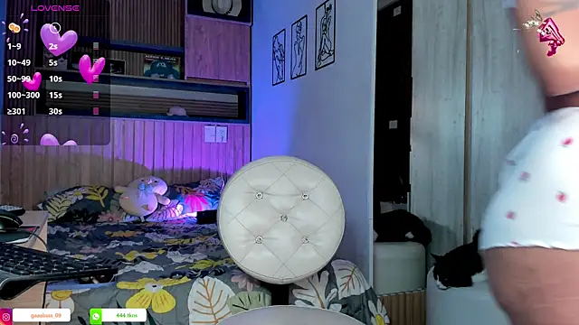 Snapshot of alessandroo013 chatting on February 14, 2026, 12:02 pm alessandroo013 online show from February 14, 2026, 12:02 pm