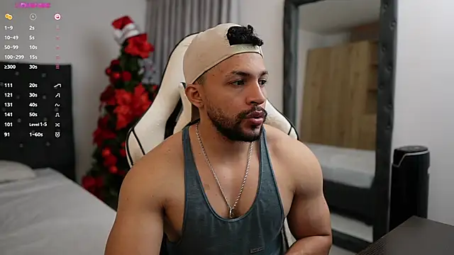 Snapshot of Martin_Logan chatting on December 18, 2024, 11:30 pm Martin Logan online show from December 18, 2024, 11:30 pm