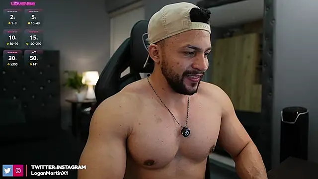 Snapshot of Martin_Logan chatting on October 11, 2025, 12:10 am Martin Logan online show from October 11, 2025, 12:10 am