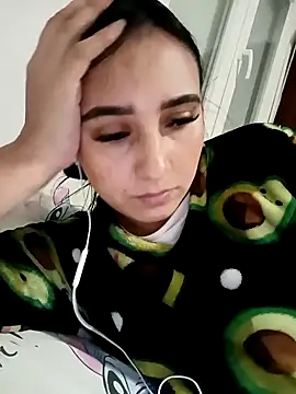 Snapshot of Juanamd1 chatting on December 4, 2024, 11:30 am Juanamd1 online show from December 4, 2024, 11:30 am