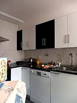 Snapshot of Juanamd1 chatting on March 18, 2025, 12:58 pm Juanamd1 online show from March 18, 2025, 12:58 pm