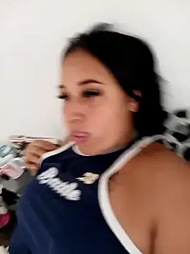 Snapshot of Juanamd1 chatting on March 9, 2026, 1:04 pm Juanamd1 online show from March 9, 2026, 1:04 pm