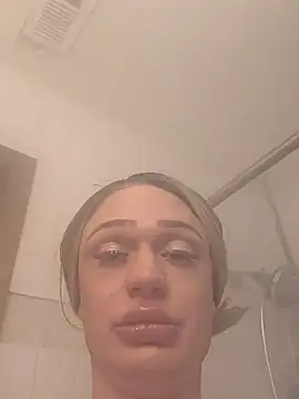 Snapshot of ImCarolinaCutiexxx chatting on September 24, 2025, 6:44 pm ImCarolinaCutiexxx online show from September 24, 2025, 6:44 pm