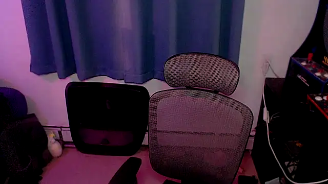 RyffBurnz online show from November 29, 2025, 4:04 am