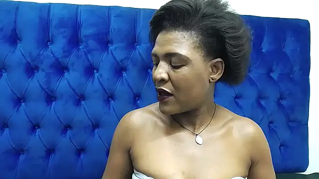 SpicyQueenxxxx online show from May 16, 2026, 11:36 pm