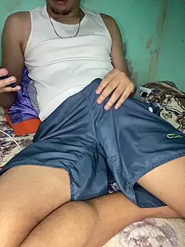 Snapshot of king_cum_ chatting on February 7, 2025, 9:48 pm king cum online show from February 7, 2025, 9:48 pm