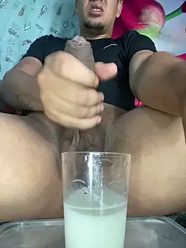 Snapshot of king_cum_ chatting on March 23, 2025, 12:26 am king cum online show from March 23, 2025, 12:26 am