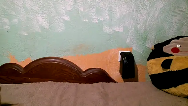 Snapshot of DennisXCaroll chatting on October 26, 2025, 5:57 am DennisXCaroll online show from October 26, 2025, 5:57 am