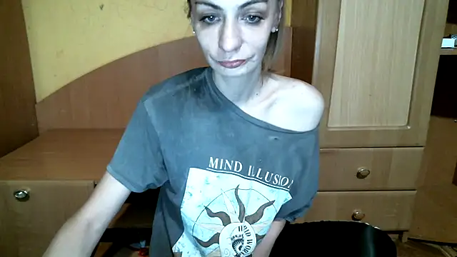 Snapshot of DennisXCaroll chatting on January 13, 2026, 6:18 am DennisXCaroll online show from January 13, 2026, 6:18 am