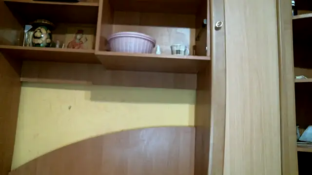 Snapshot of DennisXCaroll chatting on February 11, 2026, 7:24 am DennisXCaroll online show from February 11, 2026, 7:24 am