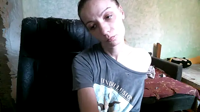 Snapshot of DennisXCaroll chatting on February 25, 2026, 7:29 am DennisXCaroll online show from February 25, 2026, 7:29 am